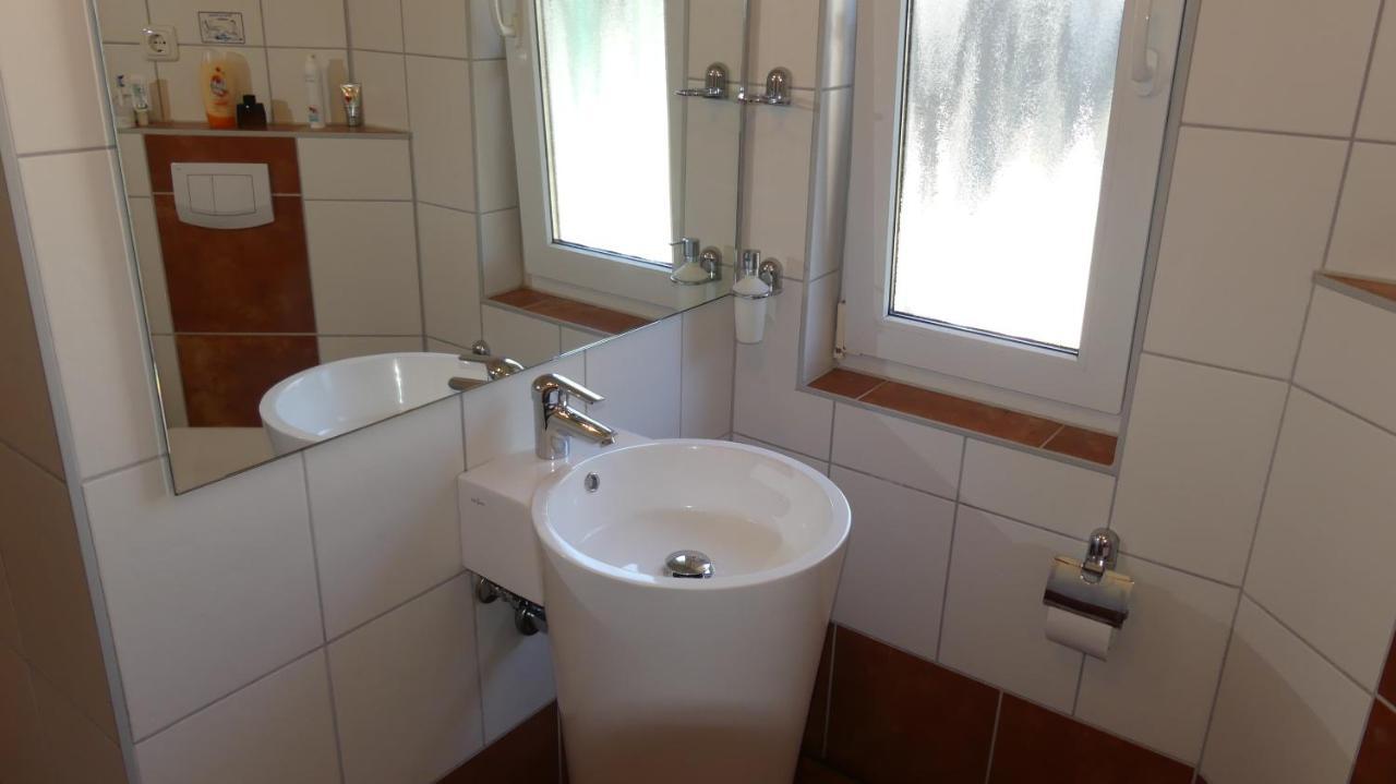 Zu Haus In Der Ferne Villa Baabe Exterior photo